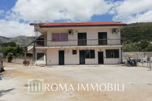 casa indipendente in vendita a Formia