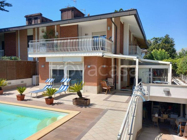 casa indipendente in vendita a Formia
