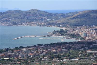 terreno edificabile in vendita a Formia in zona Castellonorato