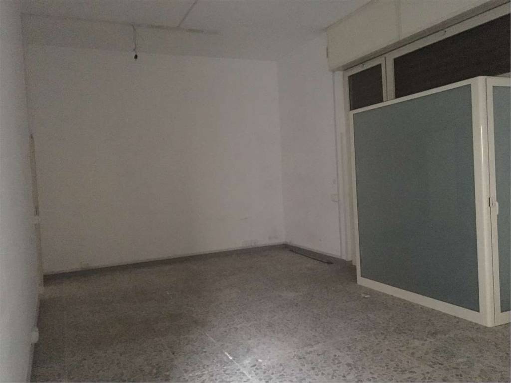 negozio in vendita a Formia