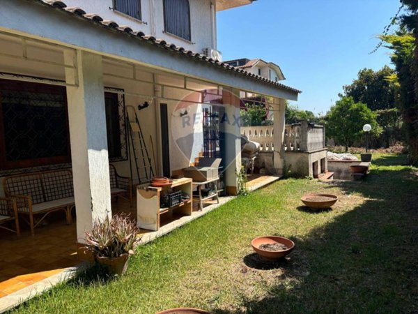 casa indipendente in vendita a Formia