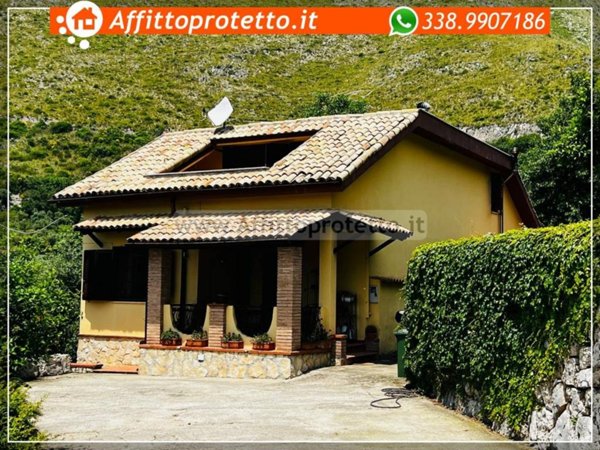 casa indipendente in vendita a Formia in zona Marànola