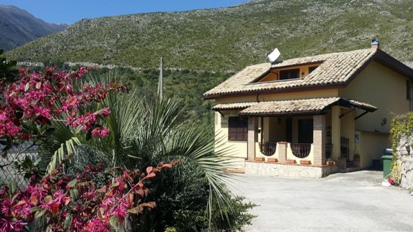 casa indipendente in vendita a Formia