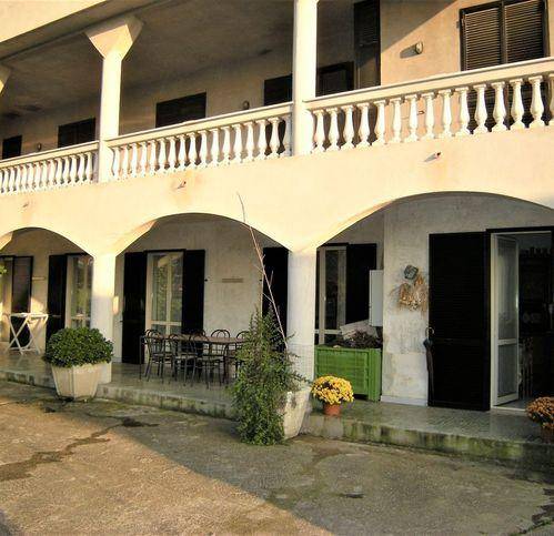 casa indipendente in vendita a Formia