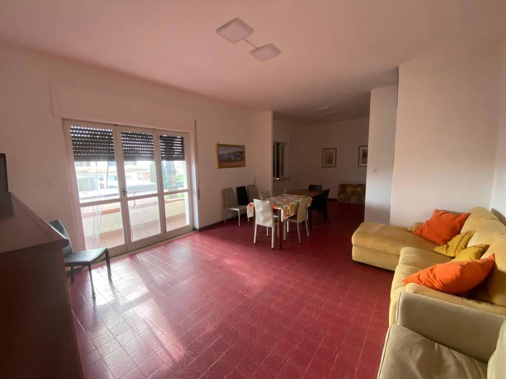 casa indipendente in vendita a Formia