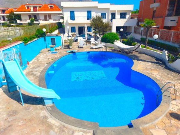 casa indipendente in vendita a Formia