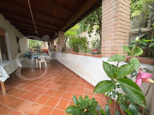 casa indipendente in vendita a Formia in zona Penitro