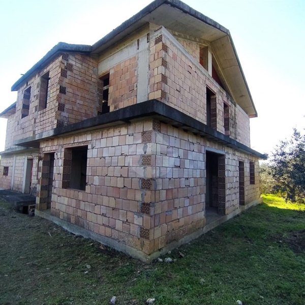 casa indipendente in vendita a Formia