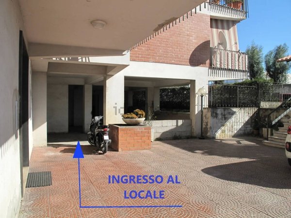 locale di sgombero in vendita a Formia