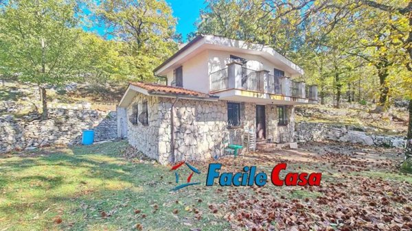casa indipendente in vendita a Formia