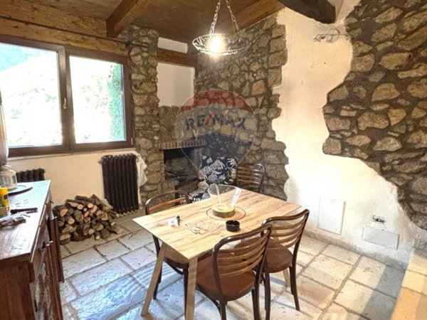 casa indipendente in vendita a Formia in zona Marànola