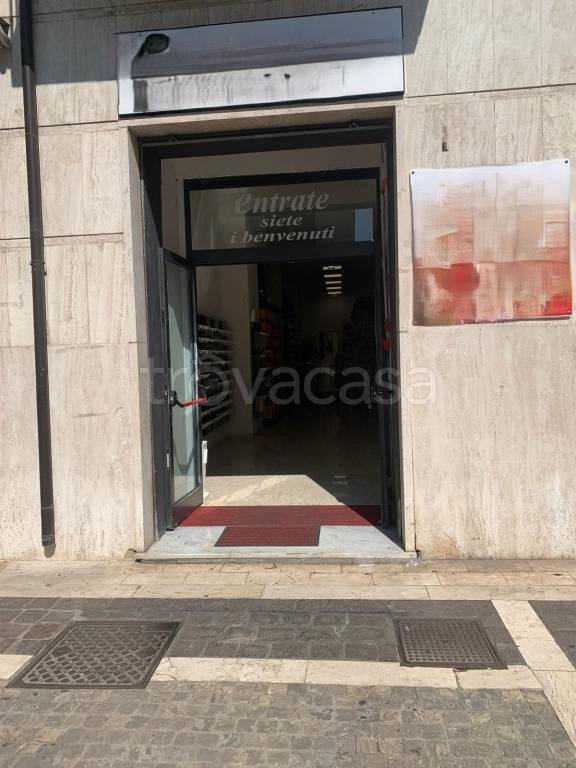 negozio in vendita a Formia
