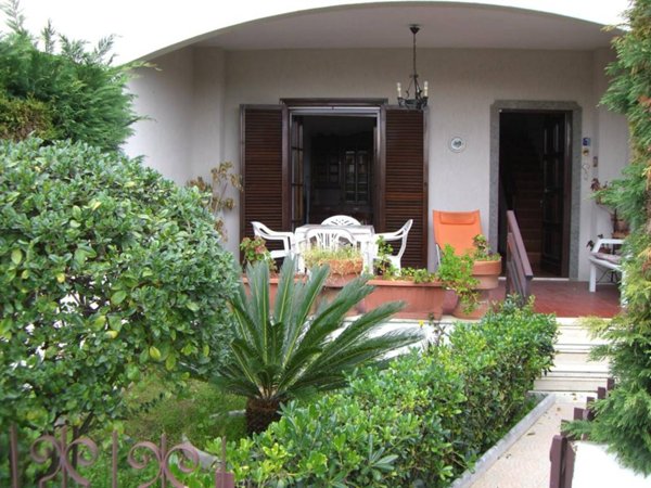 casa indipendente in vendita a Formia