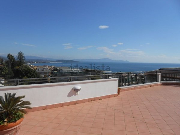 appartamento in vendita a Formia
