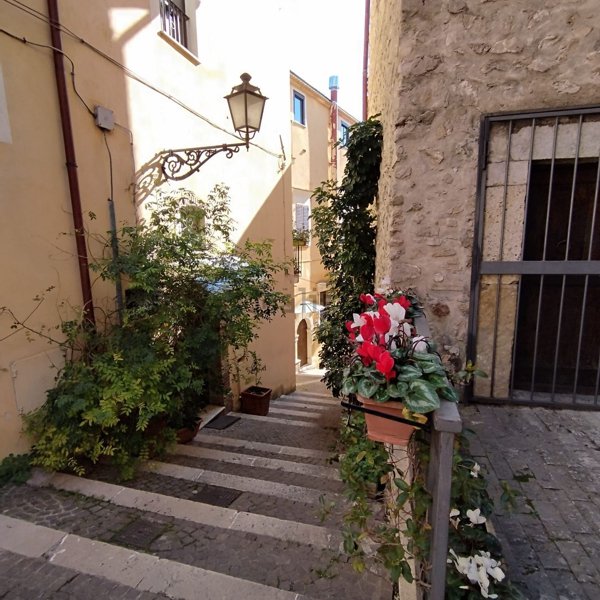 appartamento in vendita a Formia in zona Marànola