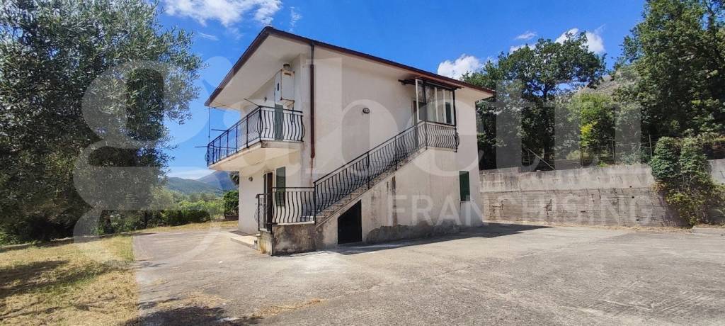 appartamento in vendita a Formia in zona Castellonorato