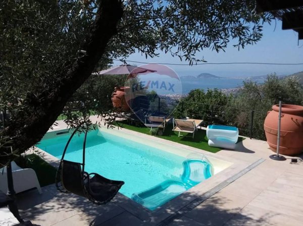 casa indipendente in vendita a Formia in zona Marànola