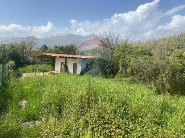 casa indipendente in vendita a Formia