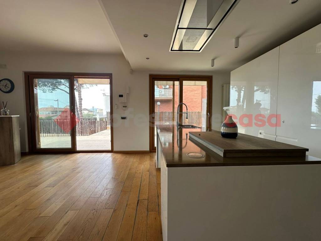casa indipendente in vendita a Formia