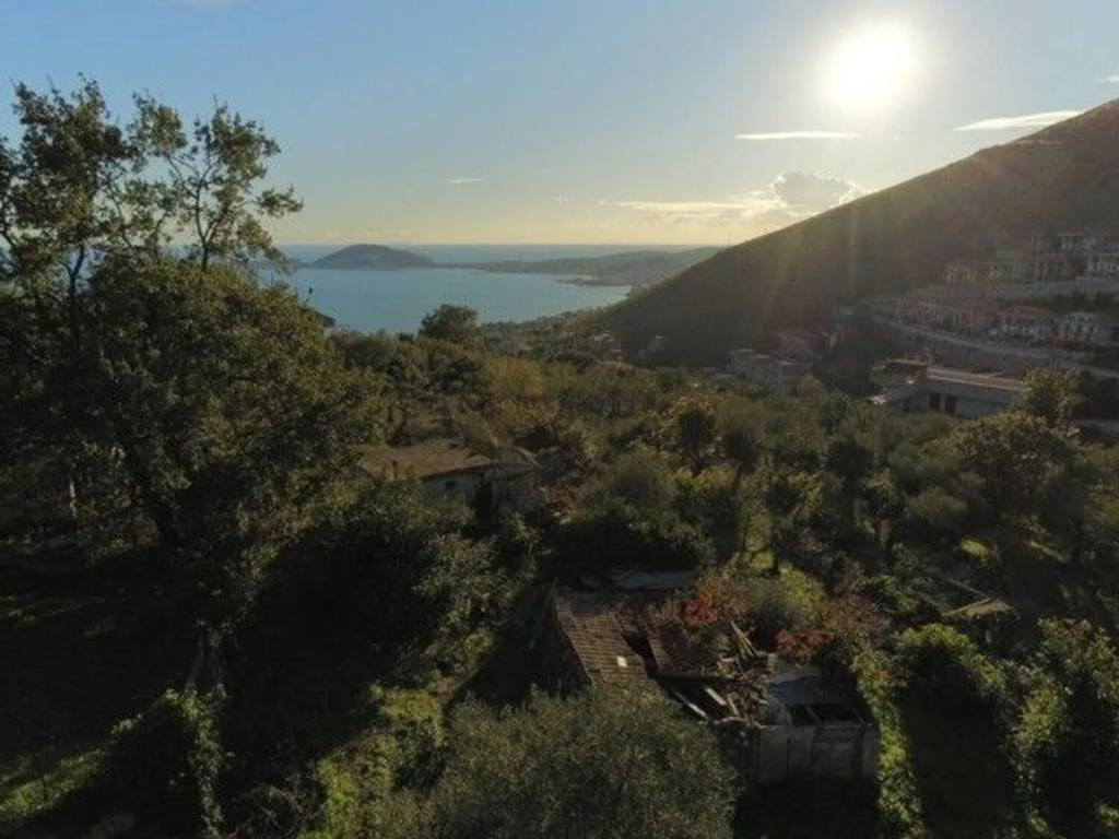 casa indipendente in vendita a Formia