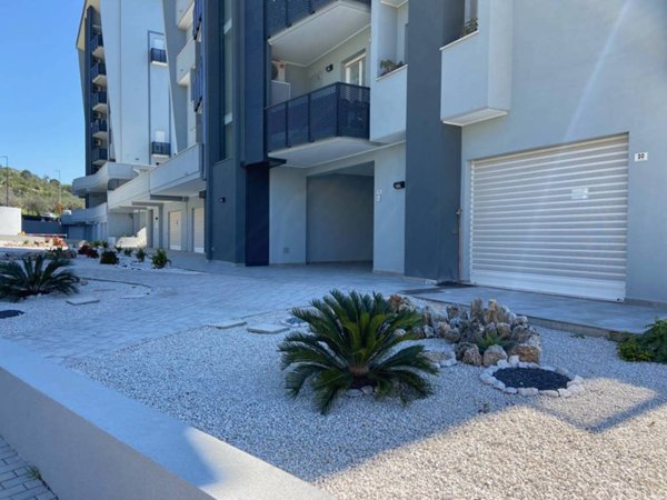 negozio in vendita a Formia