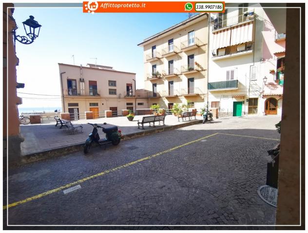 negozio in vendita a Formia