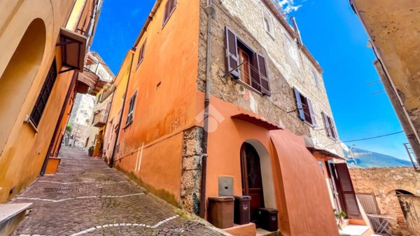 appartamento in vendita a Formia in zona Trivio