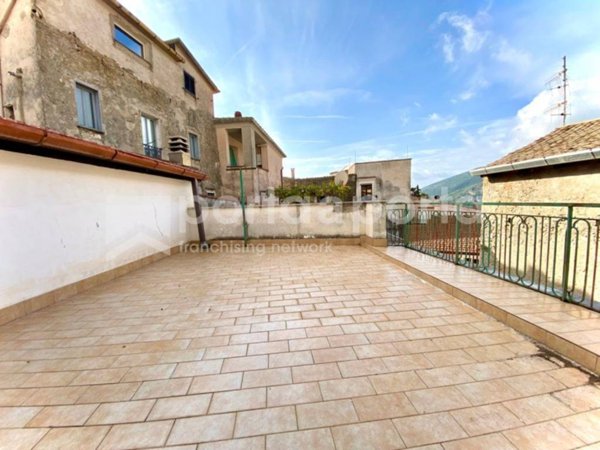 casa indipendente in vendita a Formia in zona Marànola