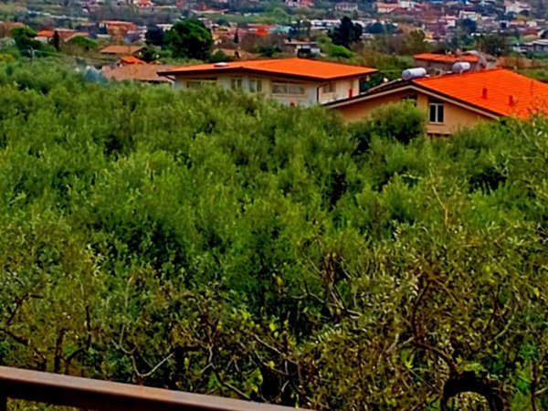 casa indipendente in vendita a Formia