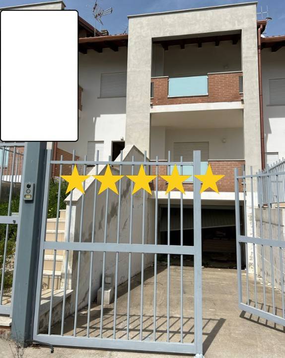 appartamento in vendita a Formia in zona Castellonorato