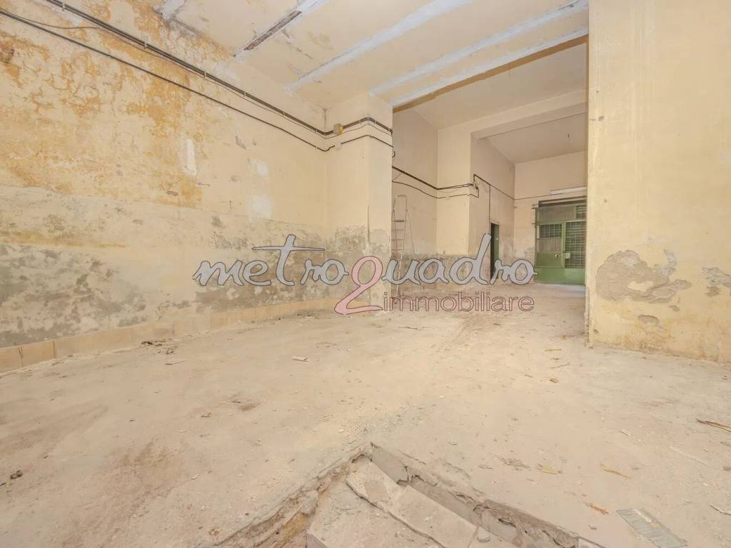 negozio in vendita a Formia