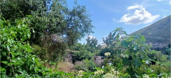 casa indipendente in vendita a Formia