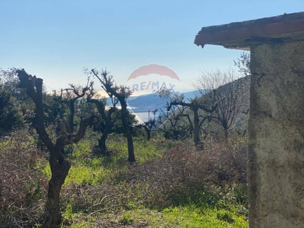 terreno edificabile in vendita a Formia