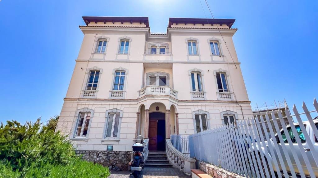 appartamento in vendita a Formia