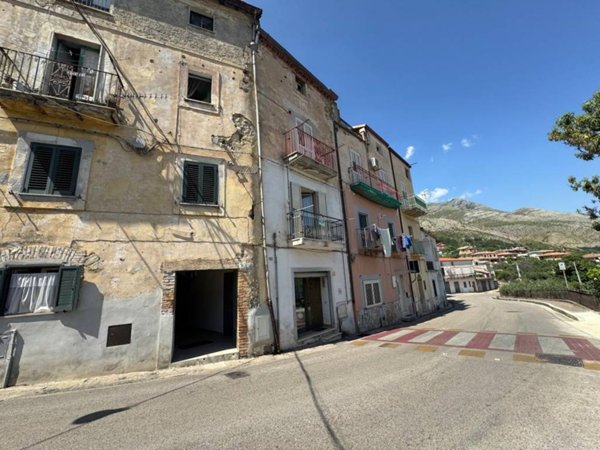 appartamento in vendita a Formia in zona Trivio