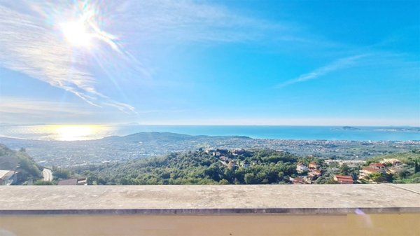 appartamento in vendita a Formia in zona Castellonorato
