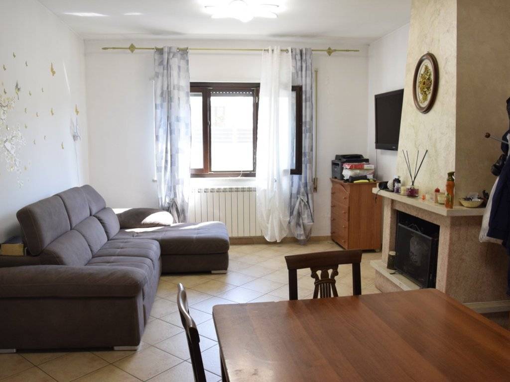 casa indipendente in vendita a Formia in zona Penitro
