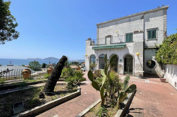 casa indipendente in vendita a Formia