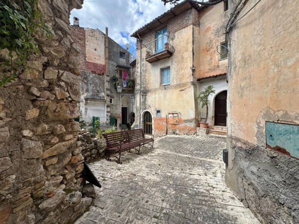 appartamento in vendita a Formia in zona Marànola