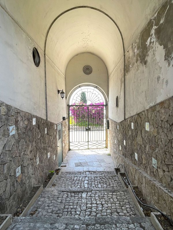 casa indipendente in vendita a Formia