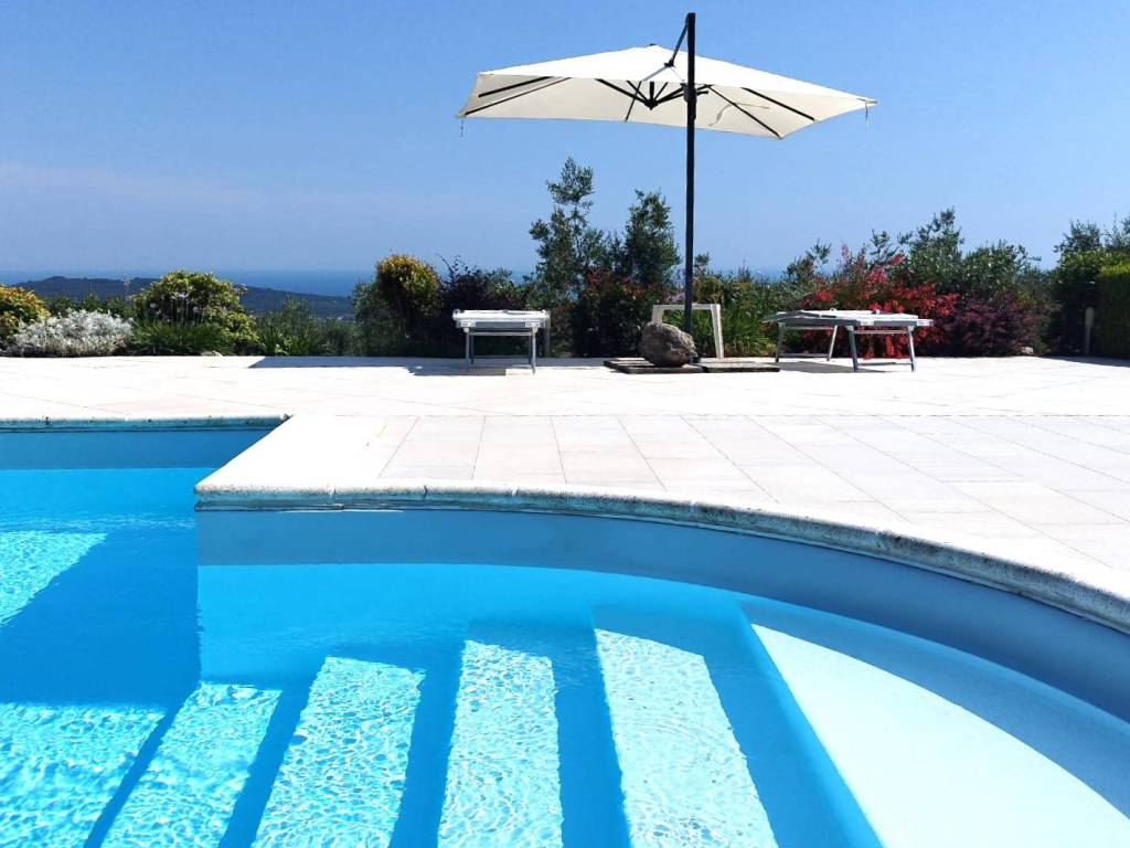 casa indipendente in vendita a Formia