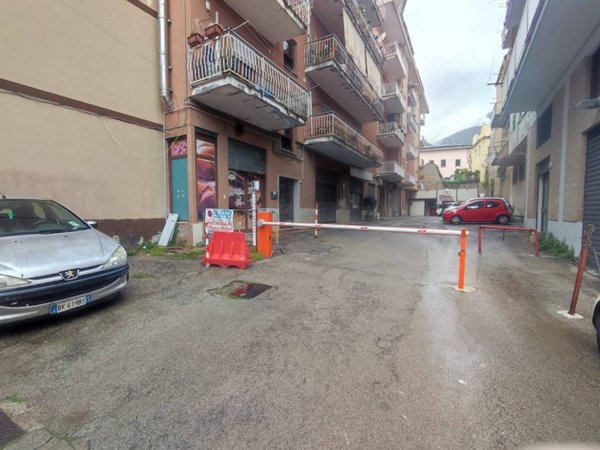 negozio in vendita a Formia