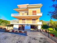 casa indipendente in vendita a Formia