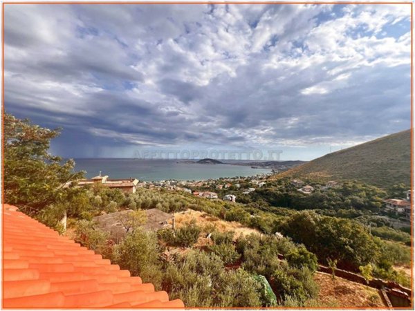 casa indipendente in vendita a Formia