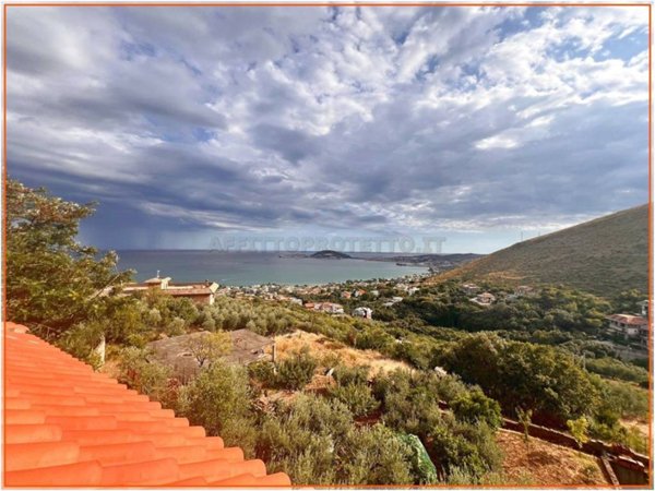 casa indipendente in vendita a Formia
