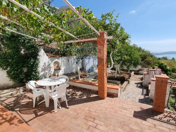 casa indipendente in vendita a Formia