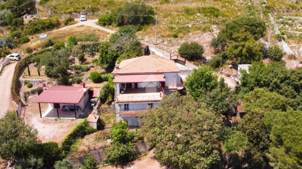 casa indipendente in vendita a Formia in zona Marànola