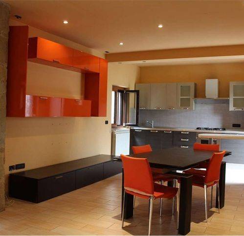 casa indipendente in vendita a Formia in zona Castellonorato