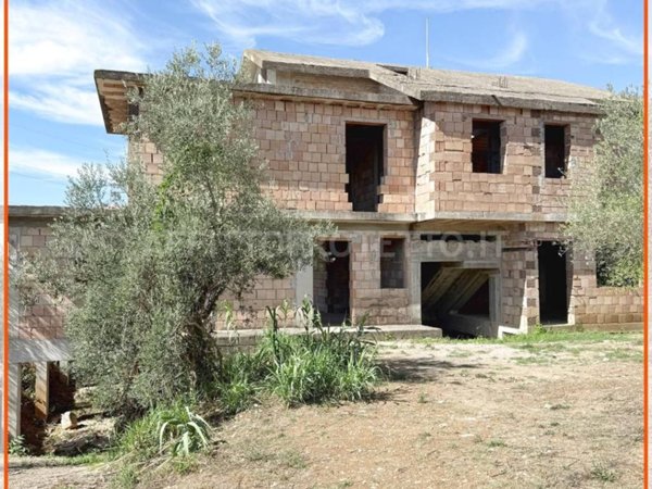 casa indipendente in vendita a Formia