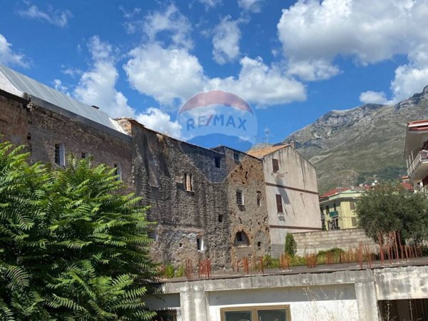 casa indipendente in vendita a Formia